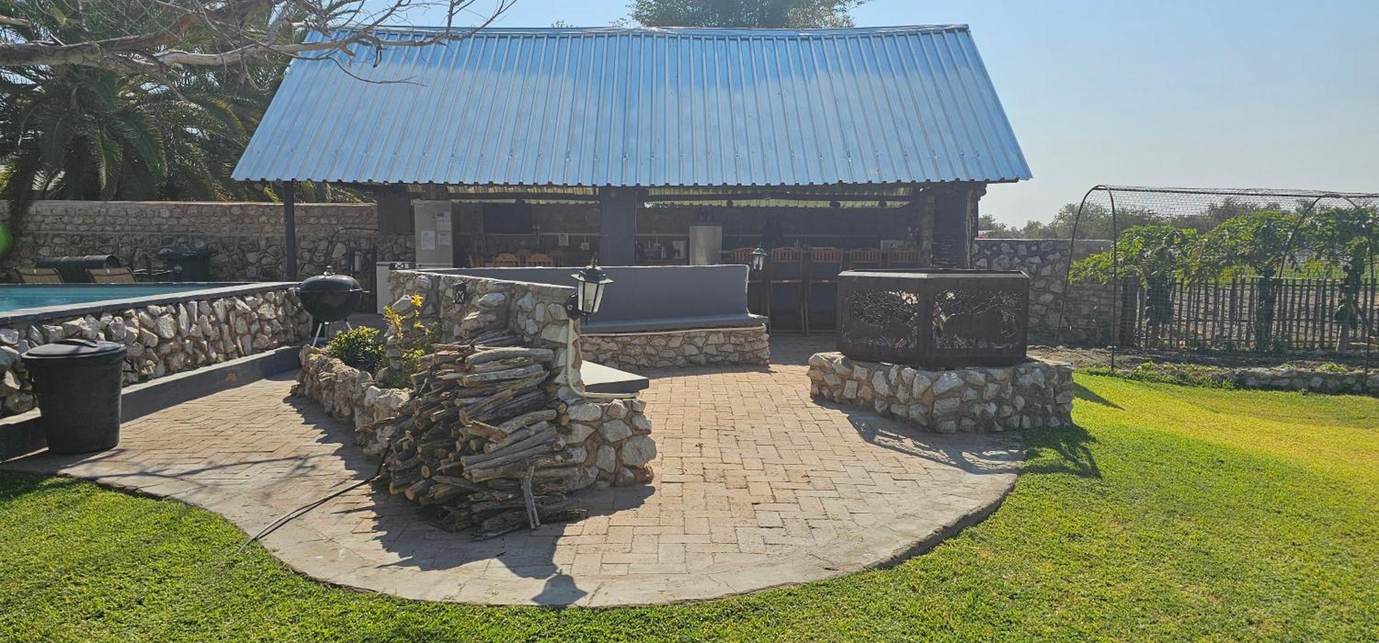 Tamboti Farm Accommodation ซูเมบ ภายนอก รูปภาพ
