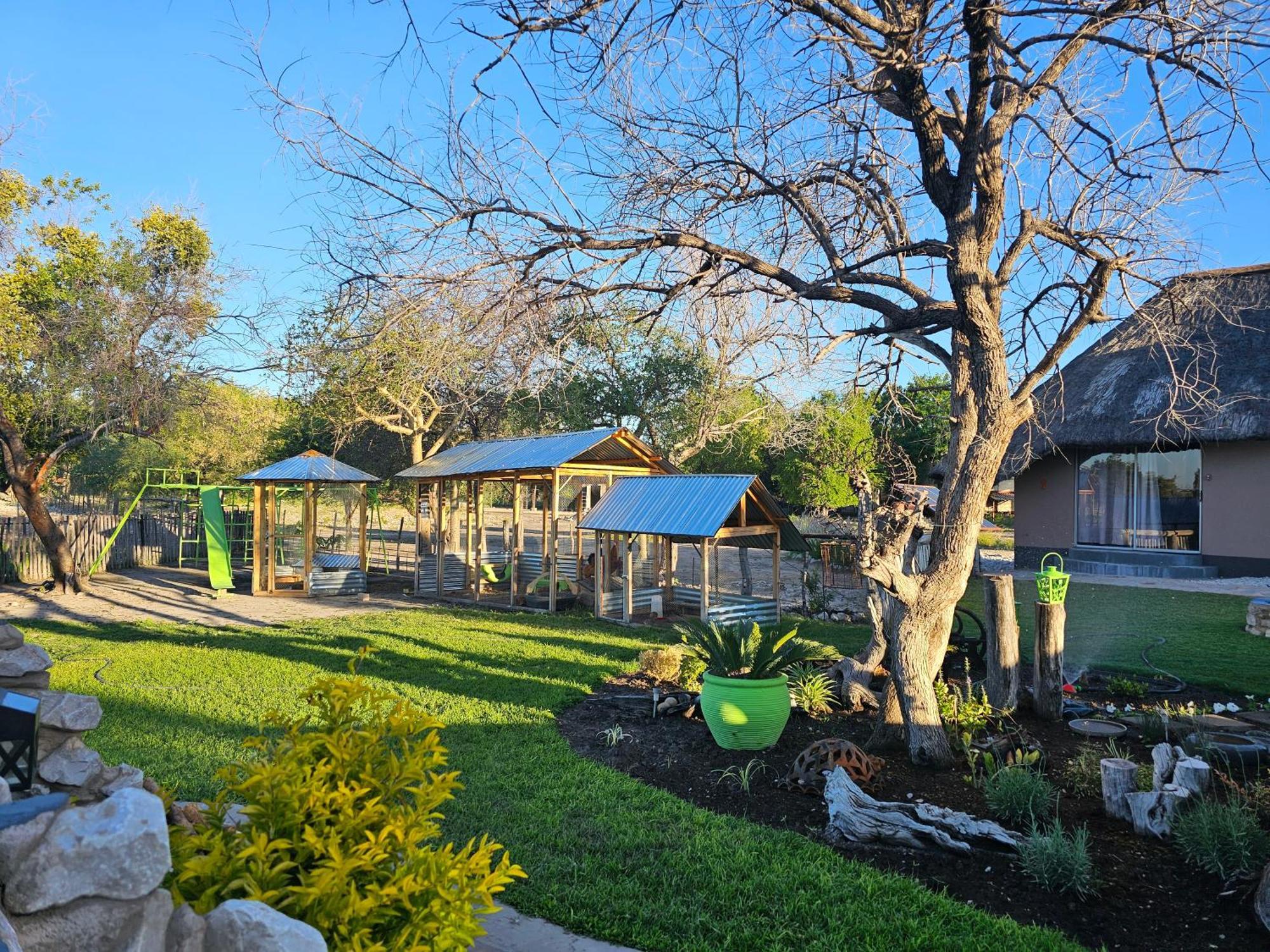 Tamboti Farm Accommodation ซูเมบ ภายนอก รูปภาพ