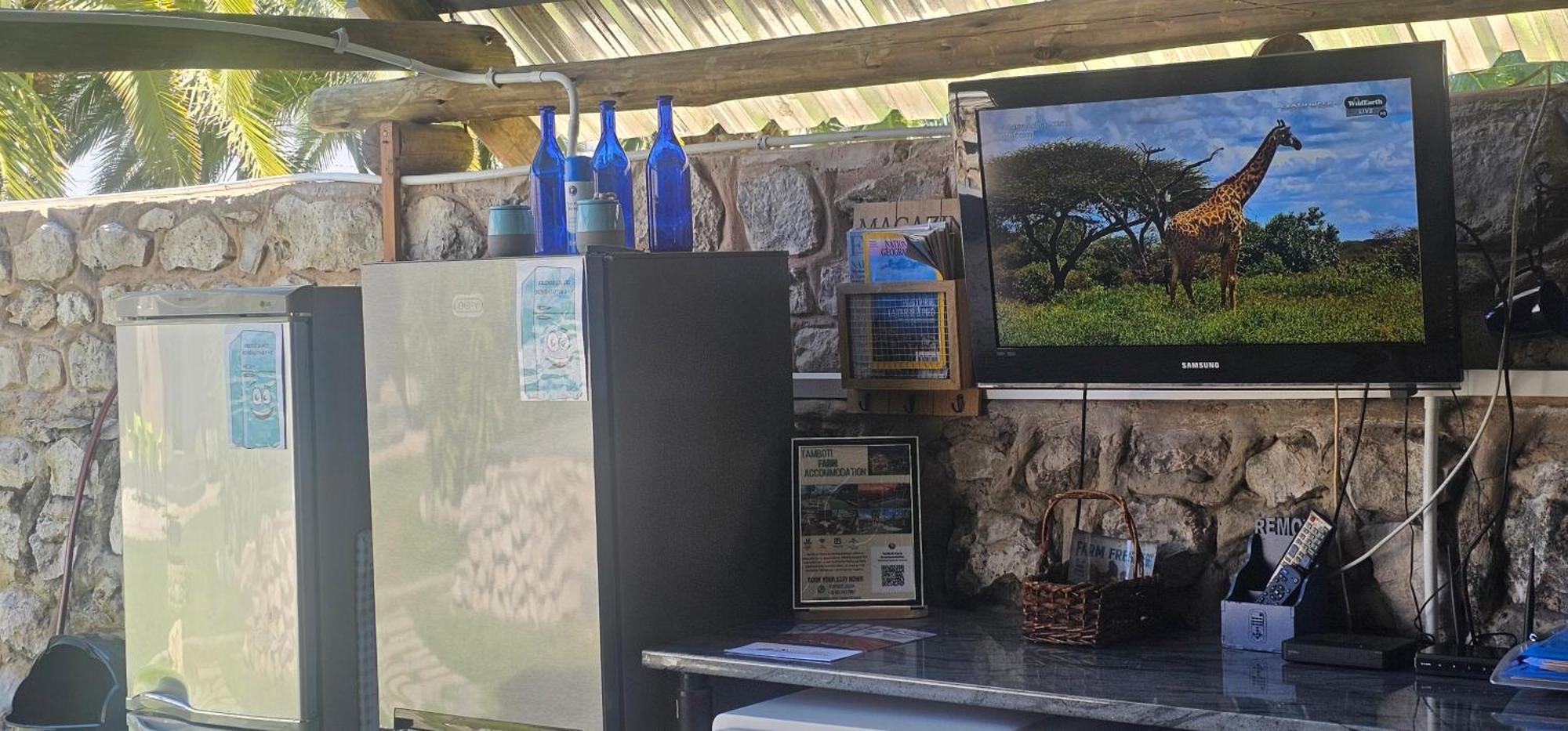 Tamboti Farm Accommodation ซูเมบ ภายนอก รูปภาพ